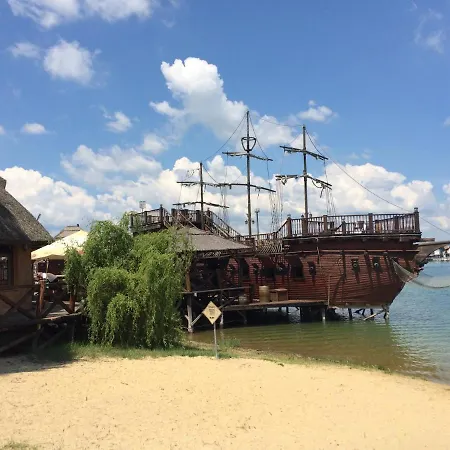 Revon Modern Business Apartment, *