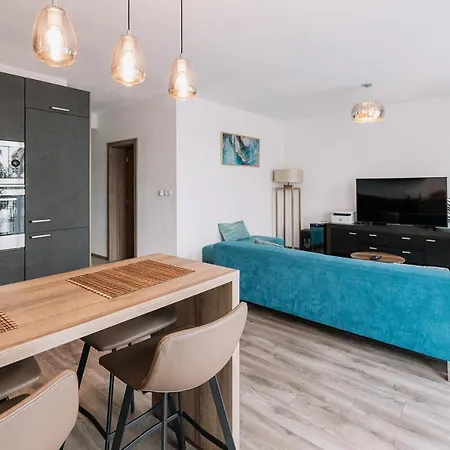 Revon Modern Business Apartment,