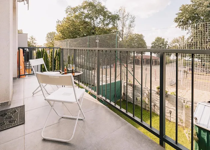 Revon Modern Business Apartment, *